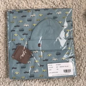 BNWT Tea Collection Baby Boy Blanket and Hat